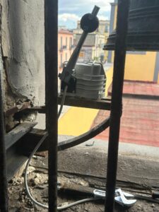 Elettricista per impianti elettrici civili a Napoli
